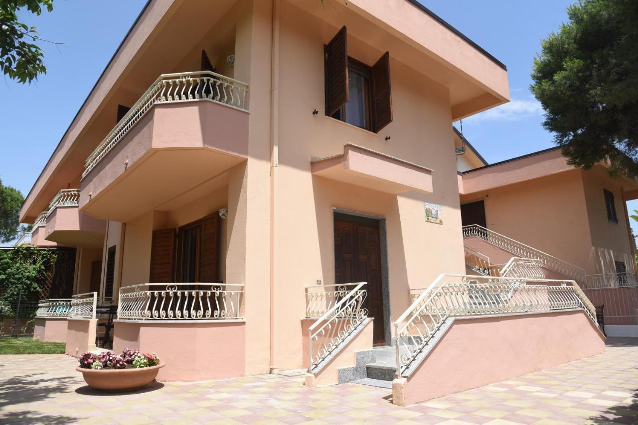 La Porta Del Mare Bed & Breakfast Вилапиана Екстериор снимка