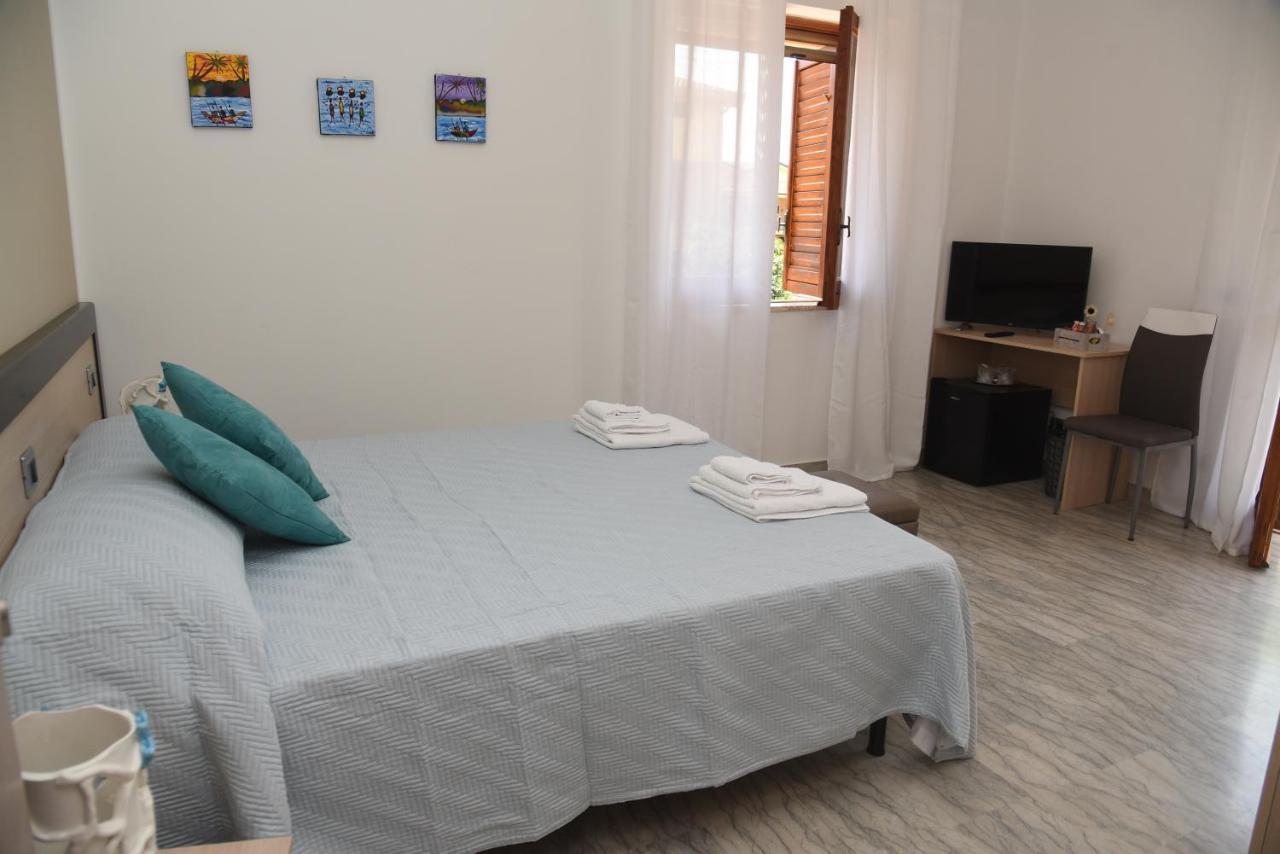 La Porta Del Mare Bed & Breakfast Вилапиана Екстериор снимка