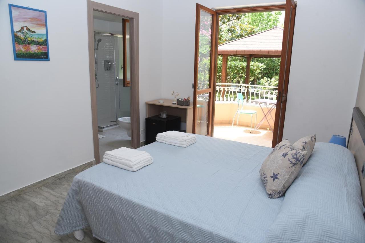 La Porta Del Mare Bed & Breakfast Вилапиана Екстериор снимка